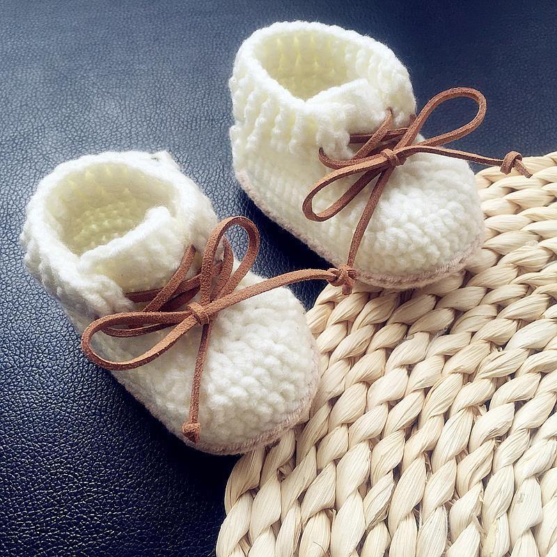 chaussons bébé tricot lanières cuir - Trendy Boutic